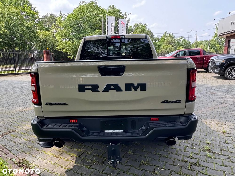 RAM 1500 - 7