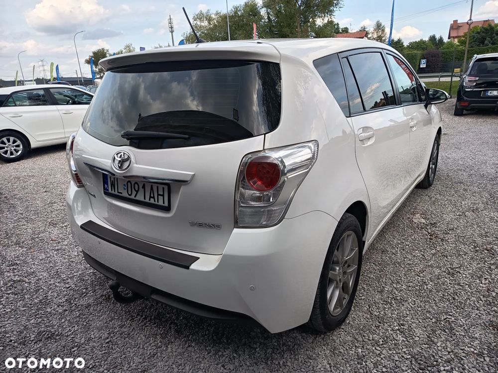 Toyota Verso 1.8 5-Sitzer Executive - 13