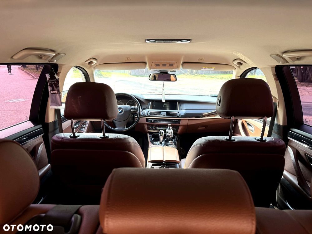 BMW Seria 5 520d - 6
