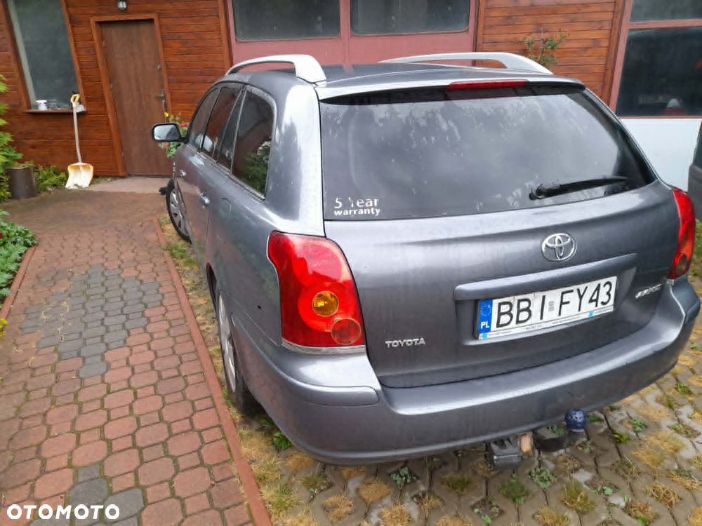 Toyota Avensis 2.0 D-4D Sol - 1