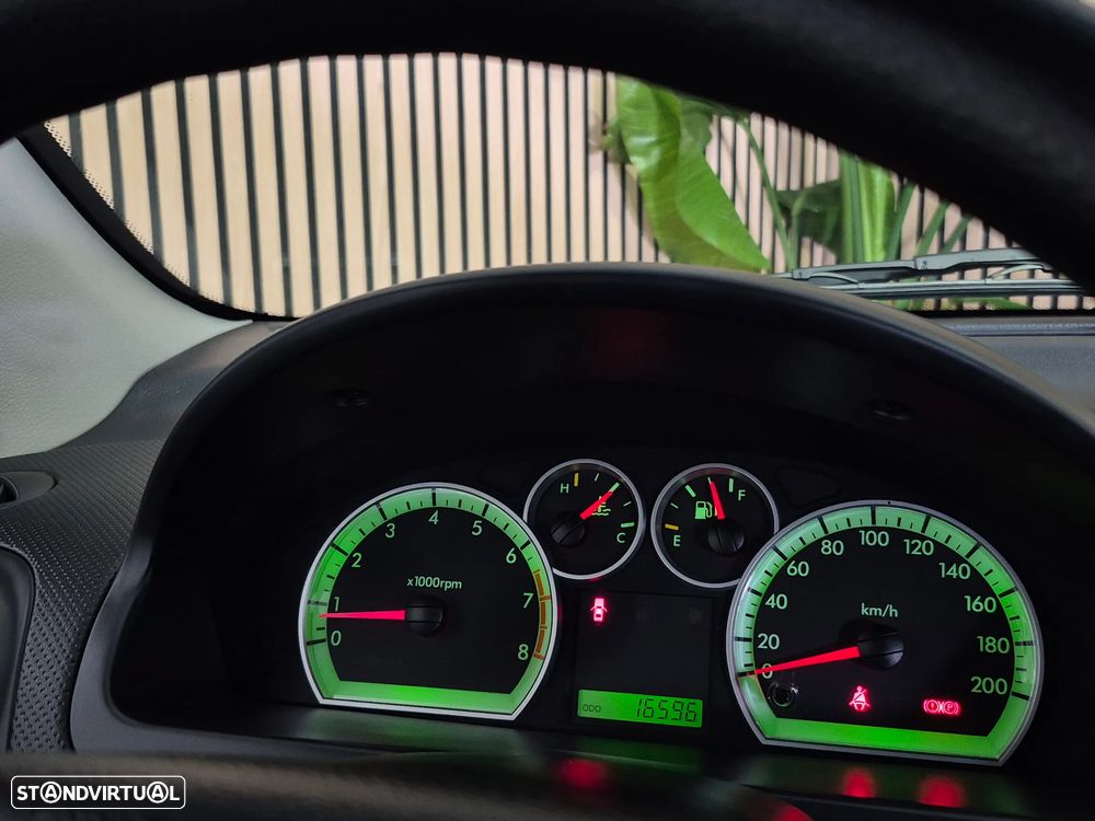 Chevrolet Aveo 1.2 LS - 20