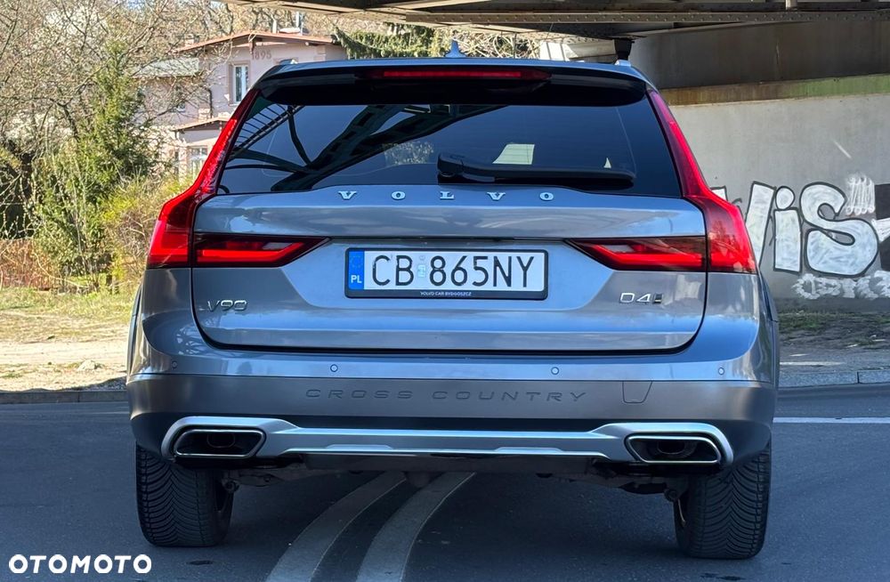 Volvo V90 Cross Country D4 AWD Geartronic Pro - 6