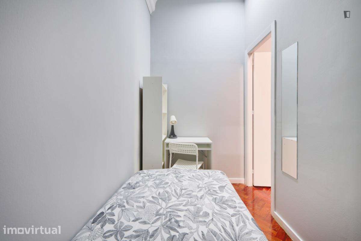 Quarto - localizado em Saldanha Lisbon - Grande imagem: 3/44