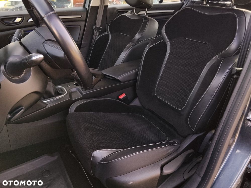 Renault Megane 1.5 Blue dCi Intens - 18
