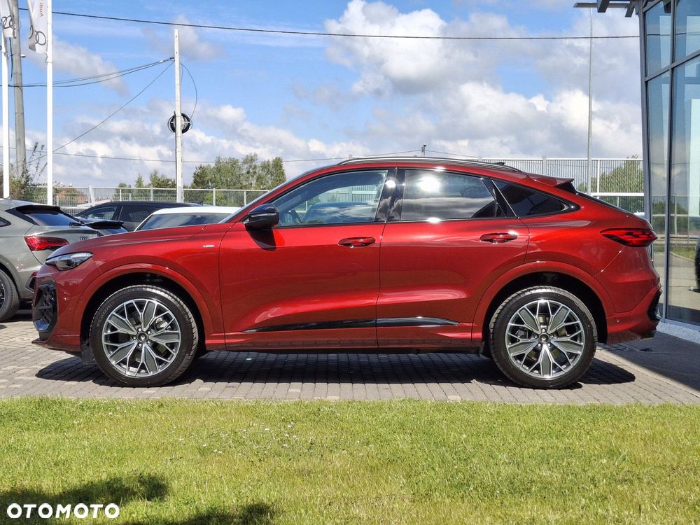 Audi Q5 Sportback - 3