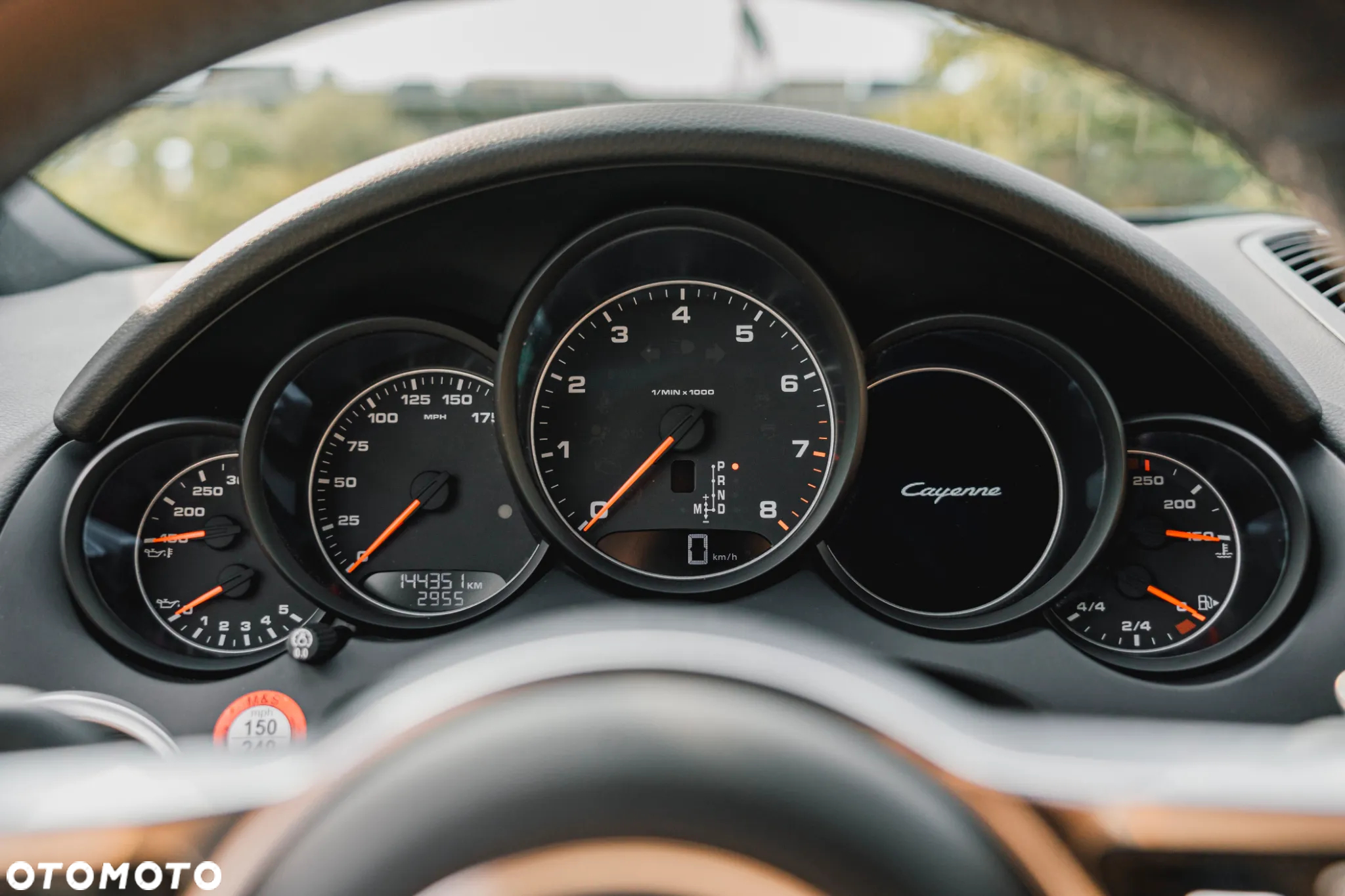 Porsche Cayenne Standard - 18