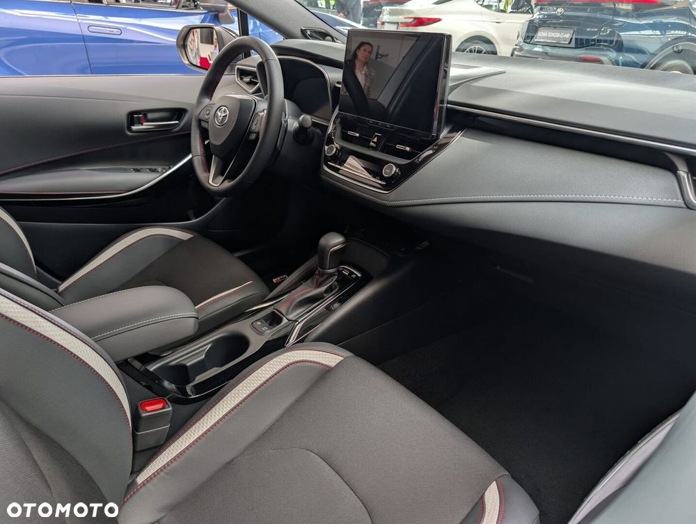 Toyota Corolla - 11