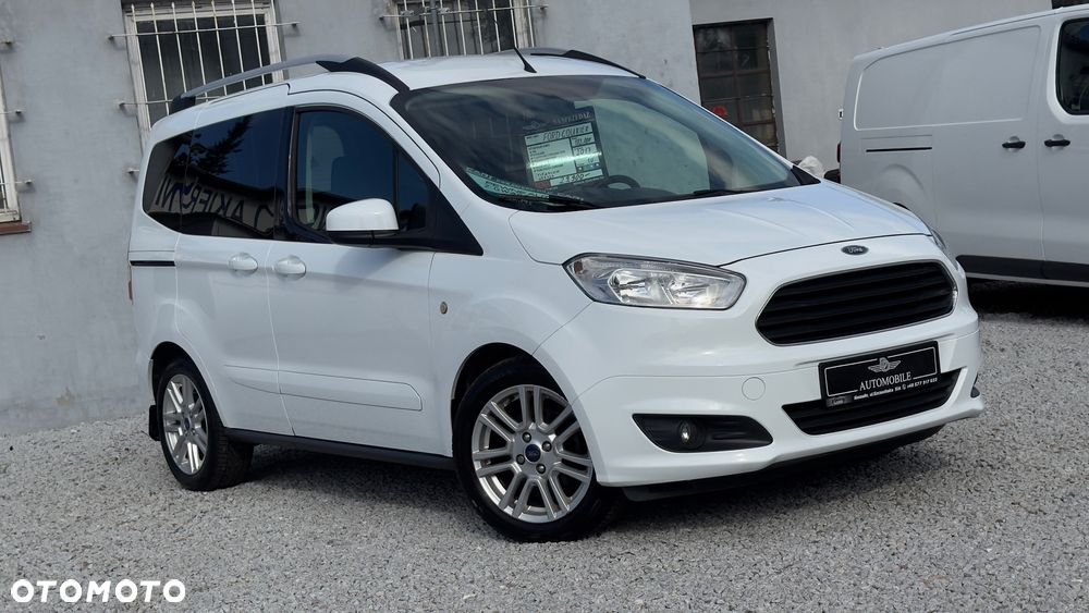 Ford Tourneo Courier 1.0 EcoBoost S&S Titanium - 8
