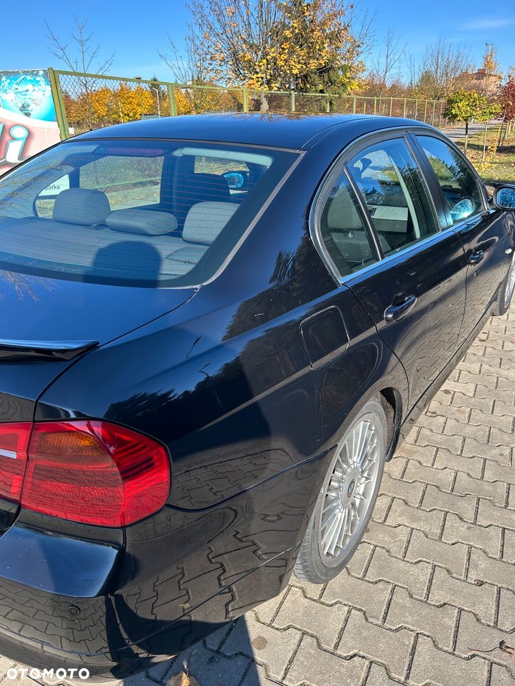 BMW Seria 3 325i - 11