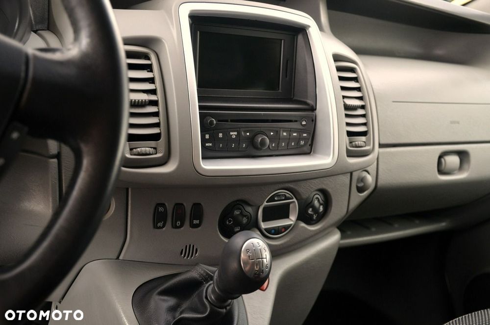 Renault Trafic - 30