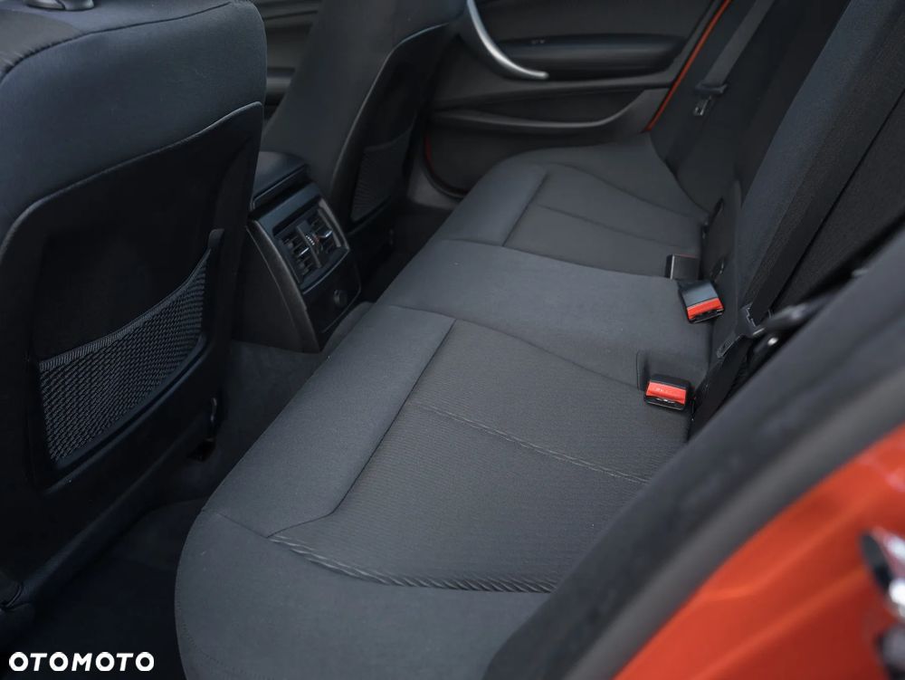 BMW Seria 1 116d DPF - 30