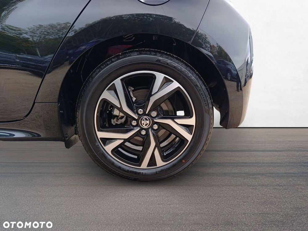 Toyota Yaris Hybrid 1.5 Style - 25
