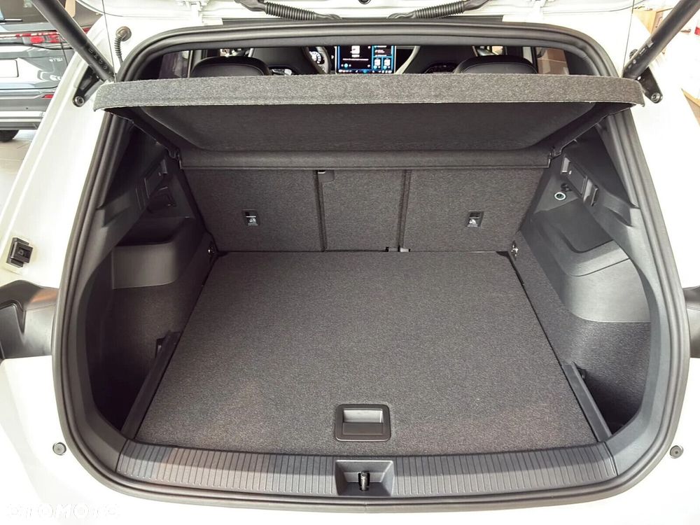 Volkswagen Tiguan - 35