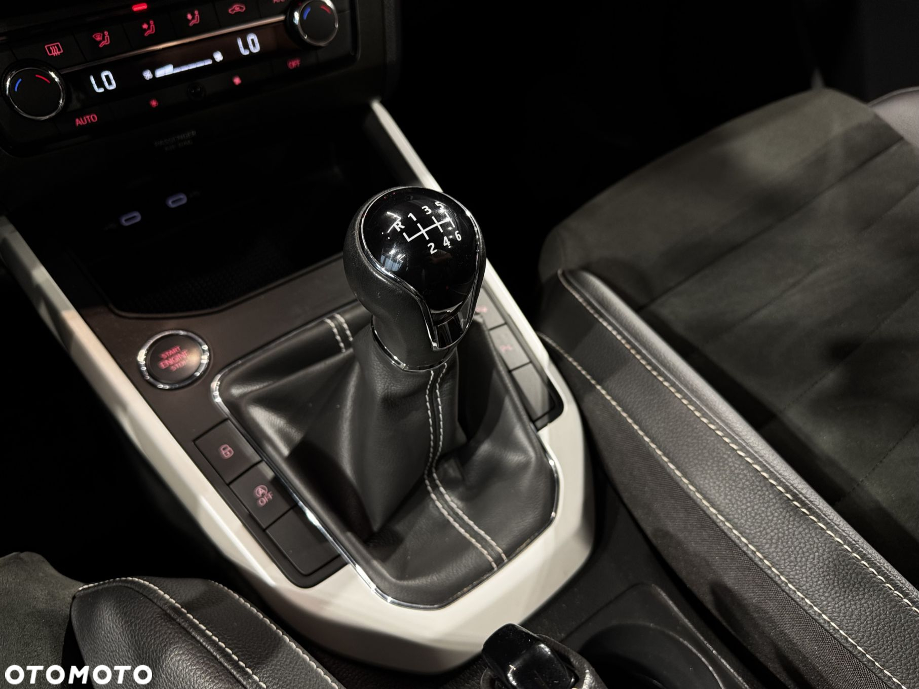 Seat Arona - 27
