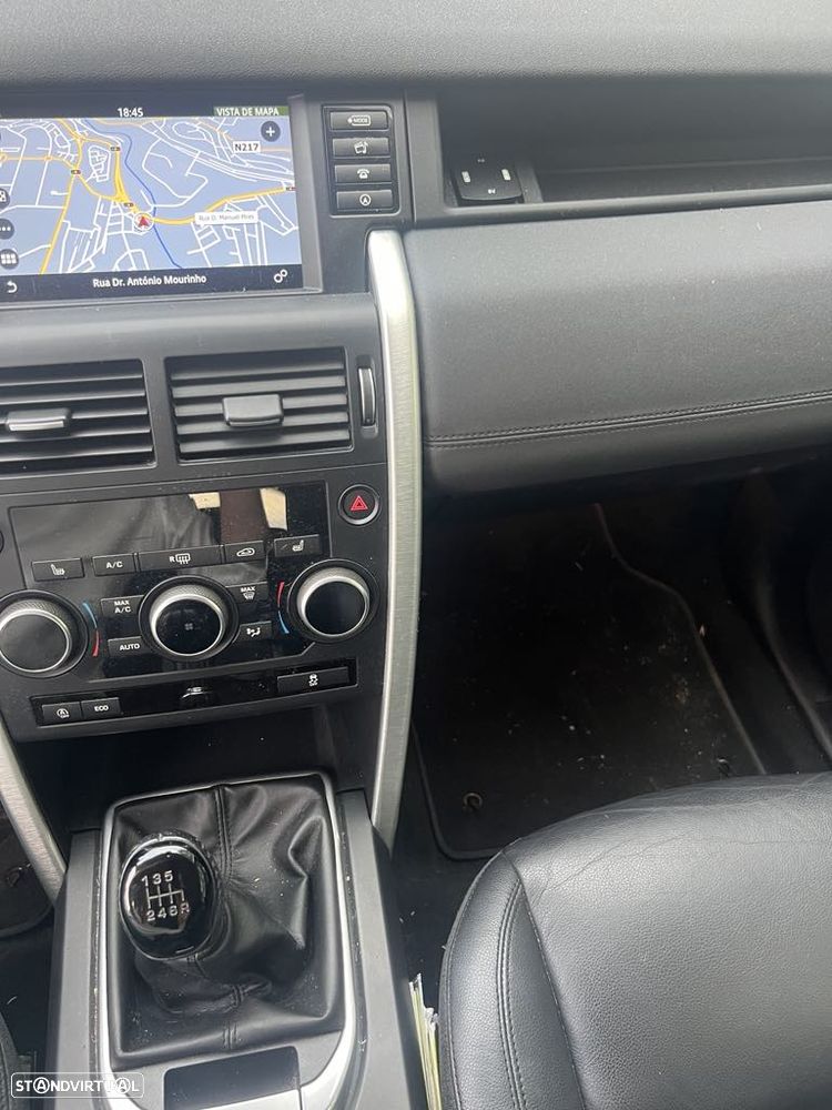 Land Rover Discovery Sport - 4