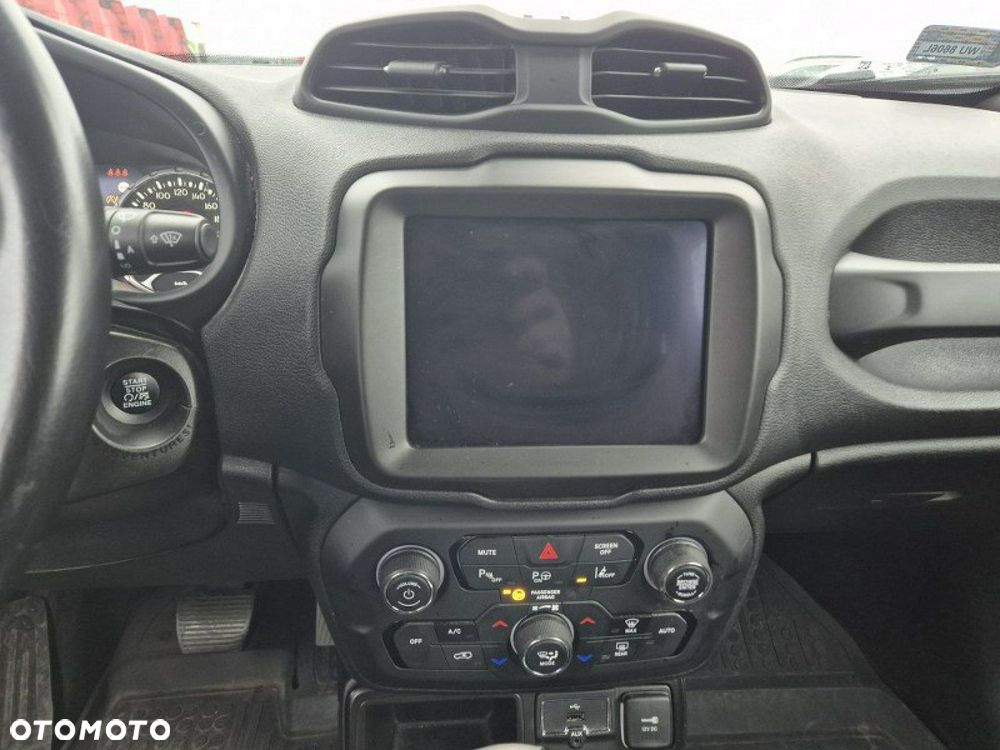 Jeep Renegade - 19