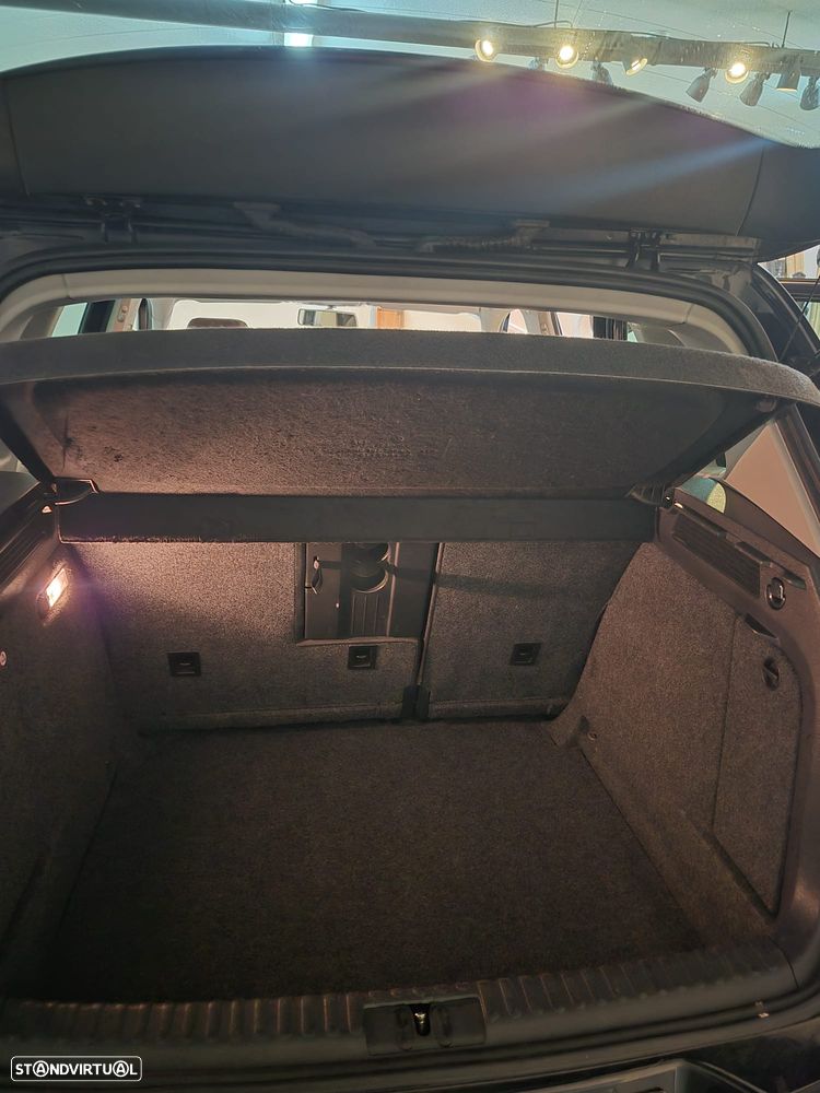 VW Tiguan 2.0 TDi DPF BlueMotion Trend & Fun - 10