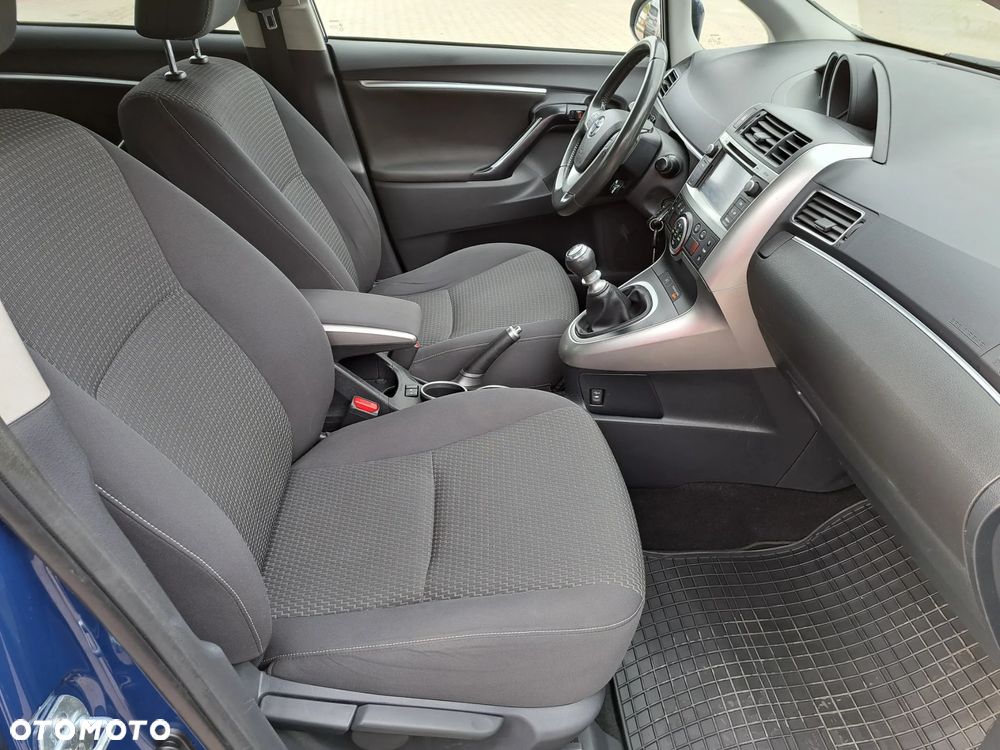 Toyota Verso - 20