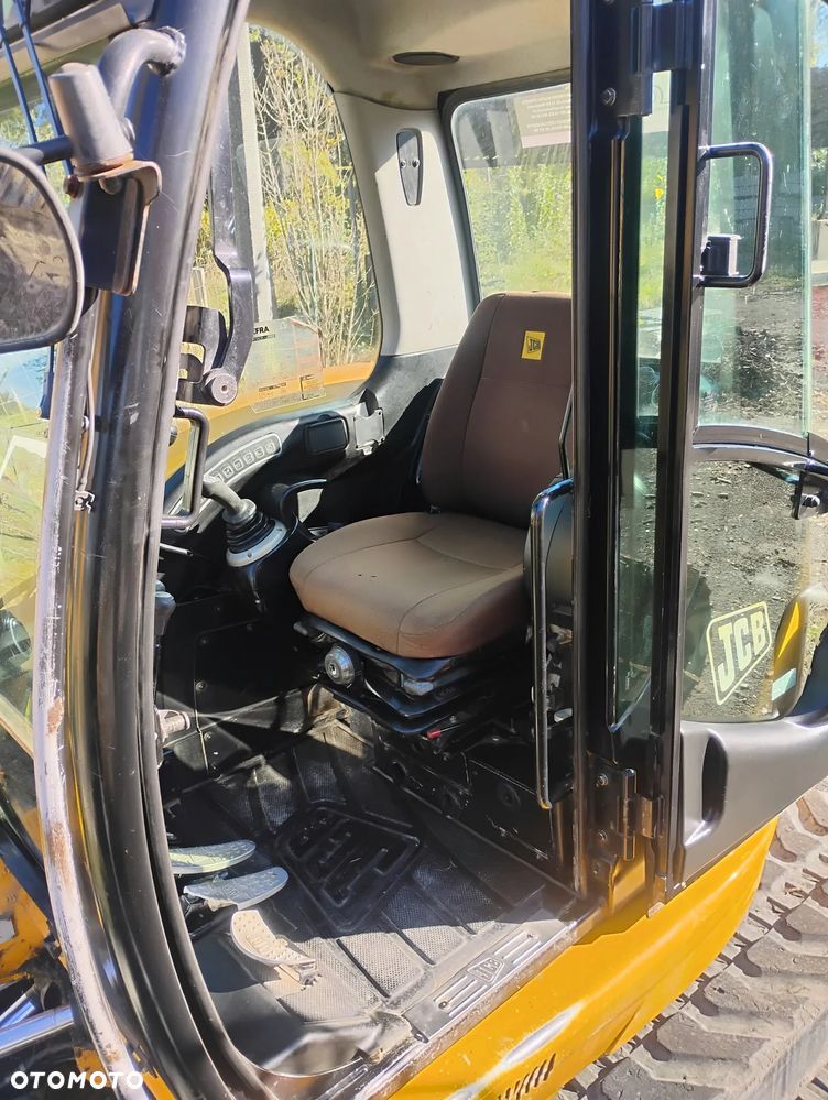 JCB 8085 - 2