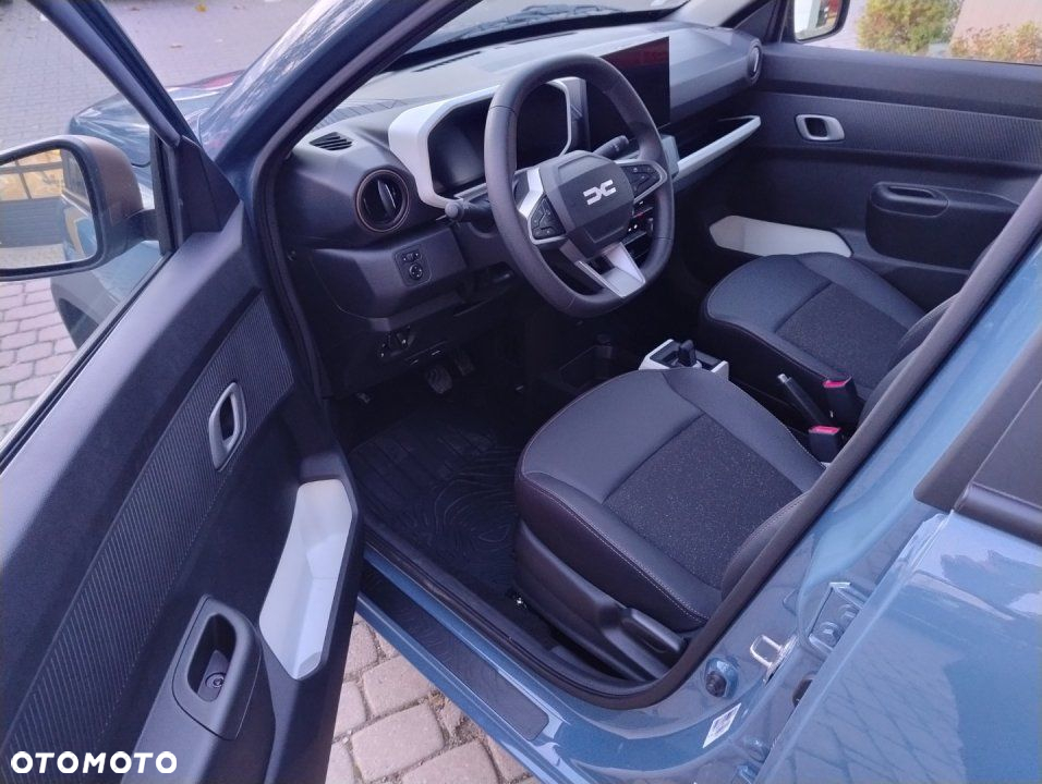 Dacia Spring - 11