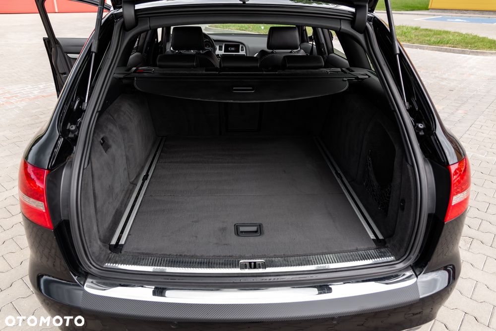 Audi A6 Avant 3.0 TDI DPF quattro tiptronic - 16