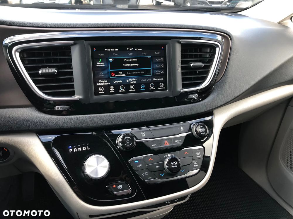 Chrysler Voyager - 14