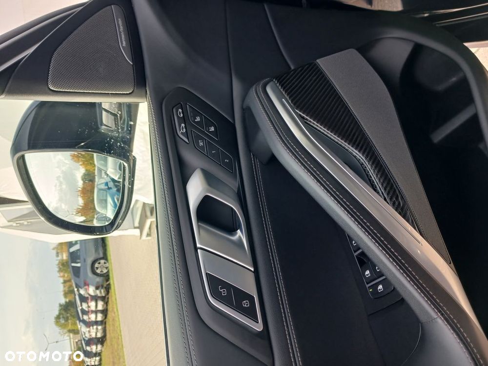 BMW X6 - 25