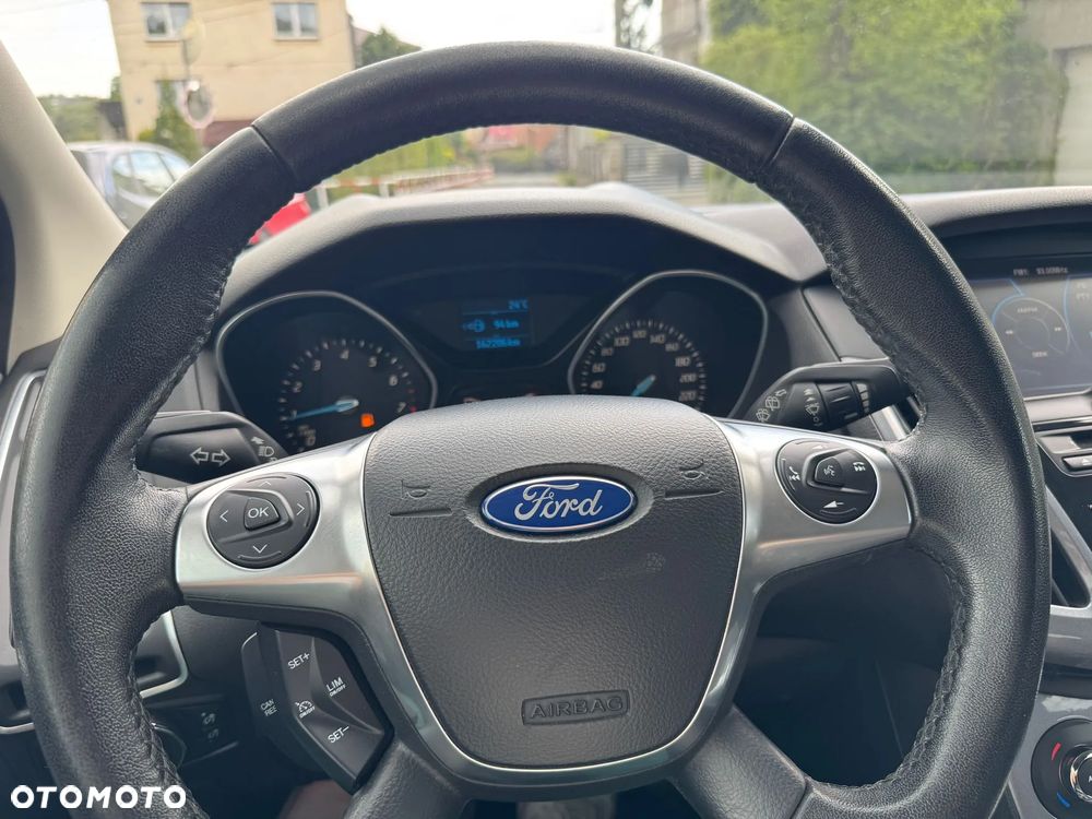 Ford Focus 1.6 EcoBoost Titanium - 17