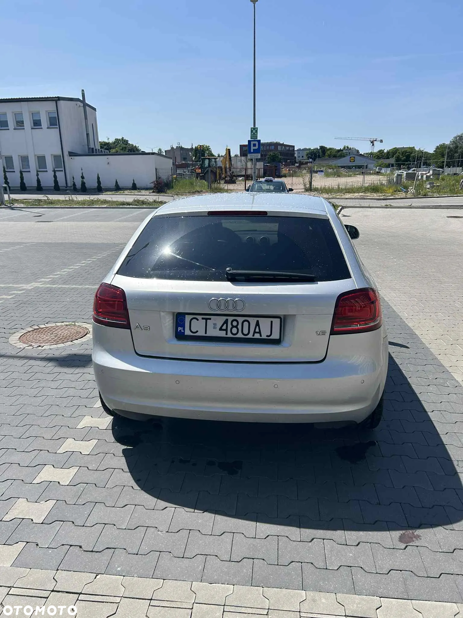 Audi A3 1.6 Ambiente - 9