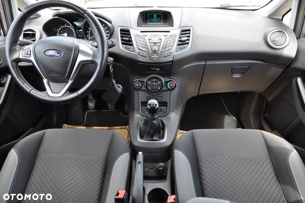 Ford Fiesta 1.25 Celebration - 15