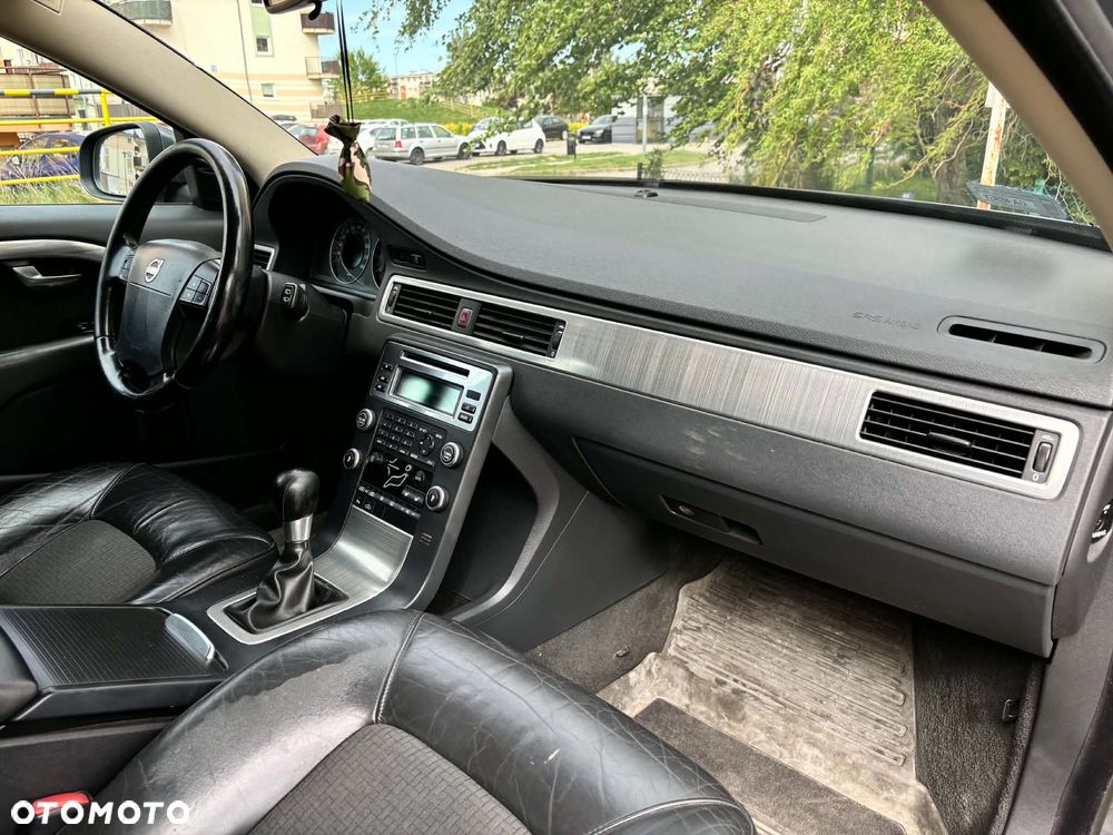 Volvo V70 2.5T Summum - 5