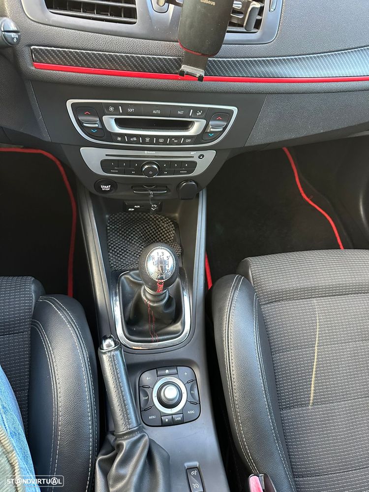 Renault Mégane Sport Tourer 1.5 dCi GT Line J18 - 13