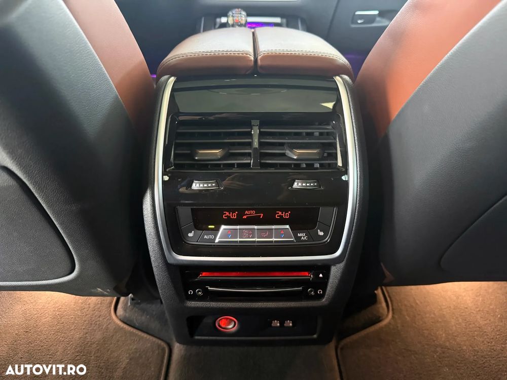 BMW X7 M50i - 13