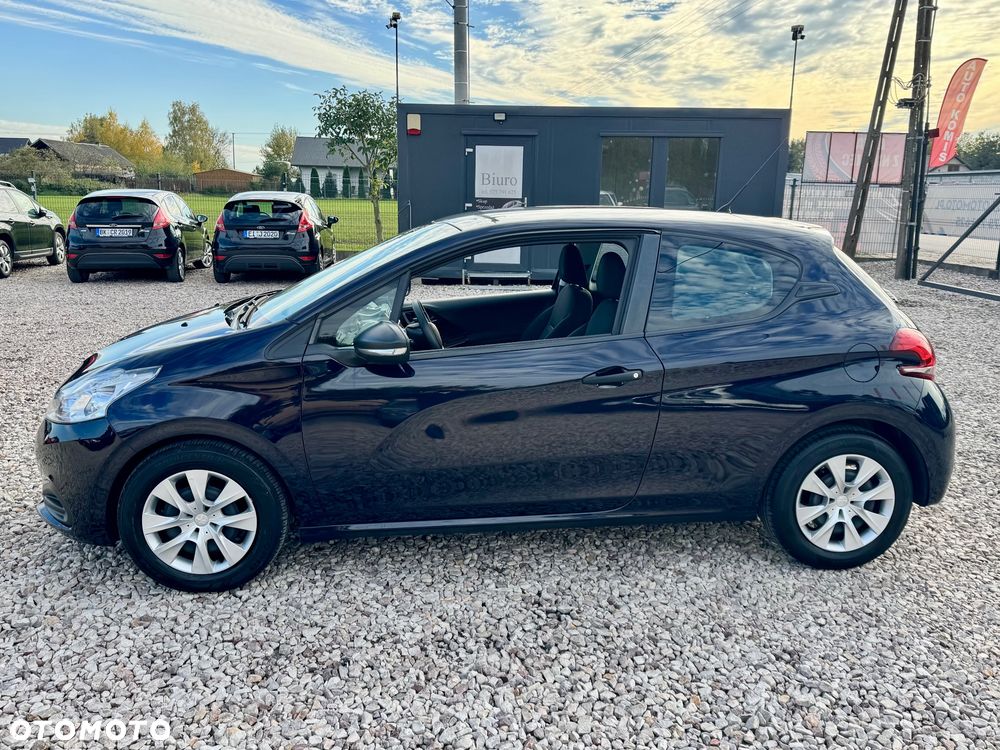 Peugeot 208 - 9