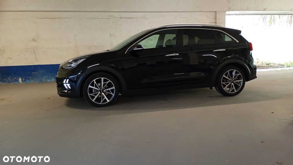 Kia Niro 1.6 GDI Hybrid L Business Line - 11