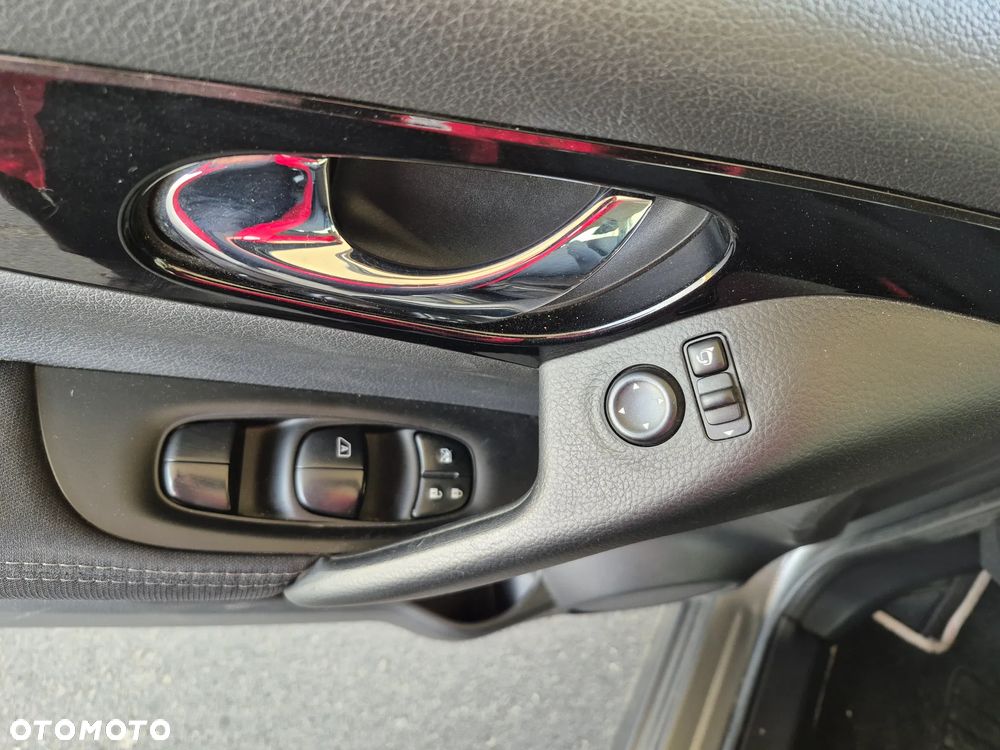 Nissan Qashqai 1.6 dCi DPF Start/Stop tekna - 15