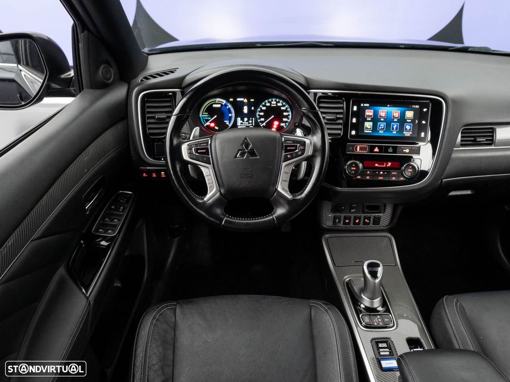 Mitsubishi Outlander 2.4 Instyle - 17