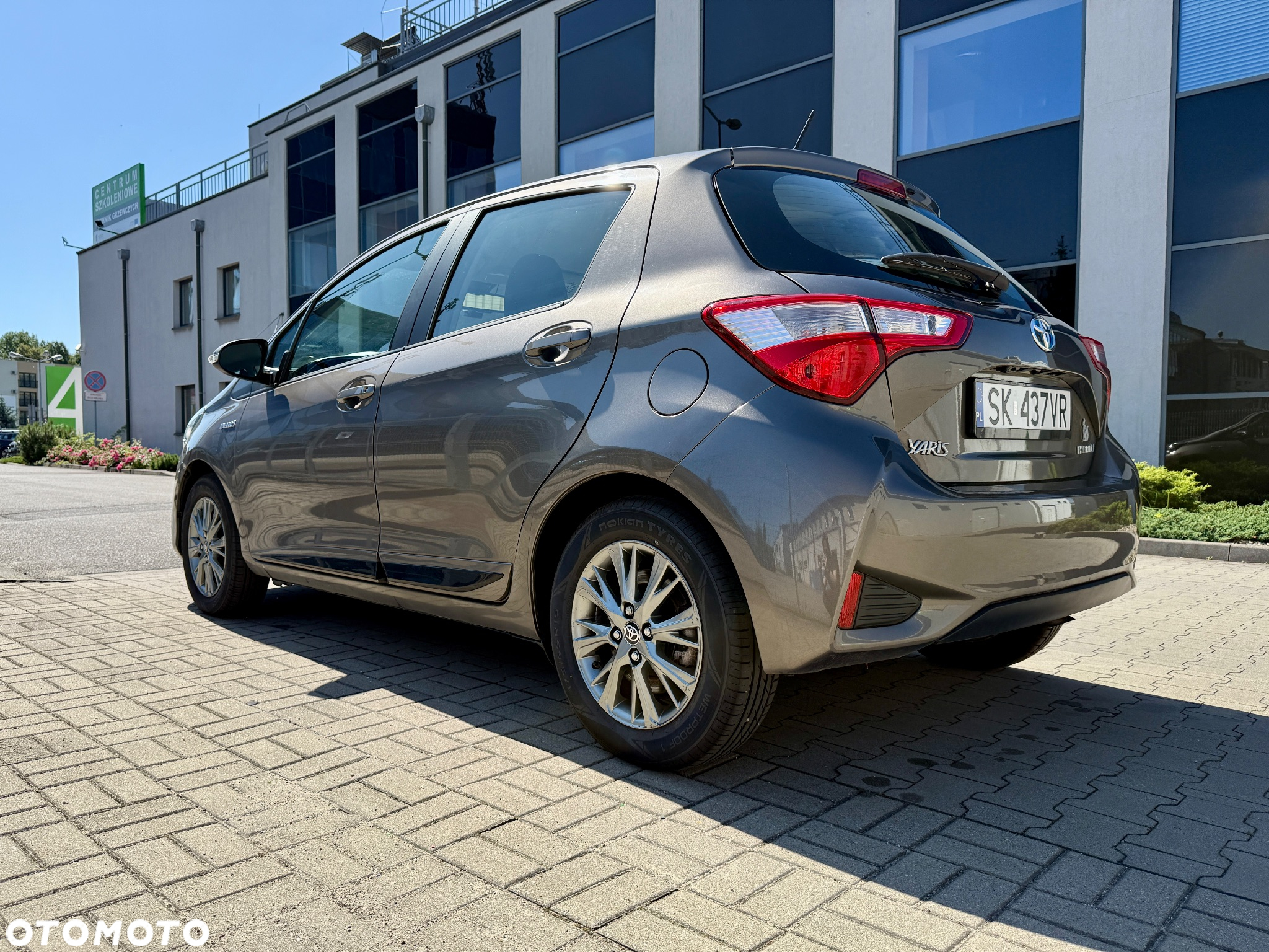 Toyota Yaris - 4
