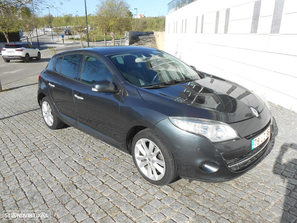 Renault Mégane 1.5 dCi Dynamique S - 5