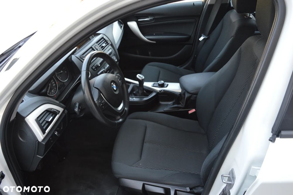BMW Seria 1 114d Sport Line - 26