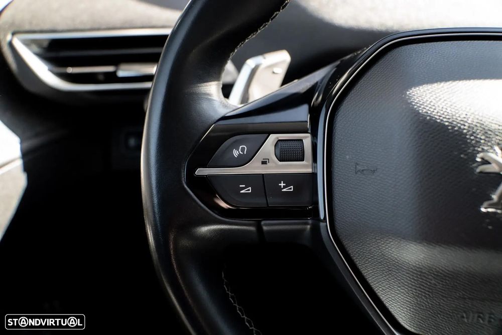 Peugeot 3008 1.6 Hybrid Allure Pack e-EAT8 - 17