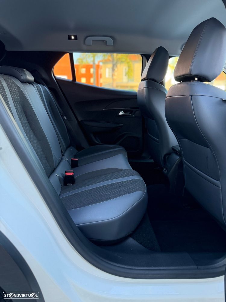 Peugeot 2008 1.2 PureTech Allure - 14