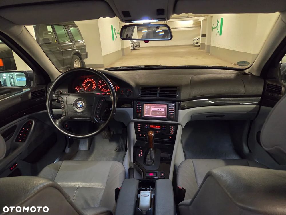 BMW Seria 5 - 15
