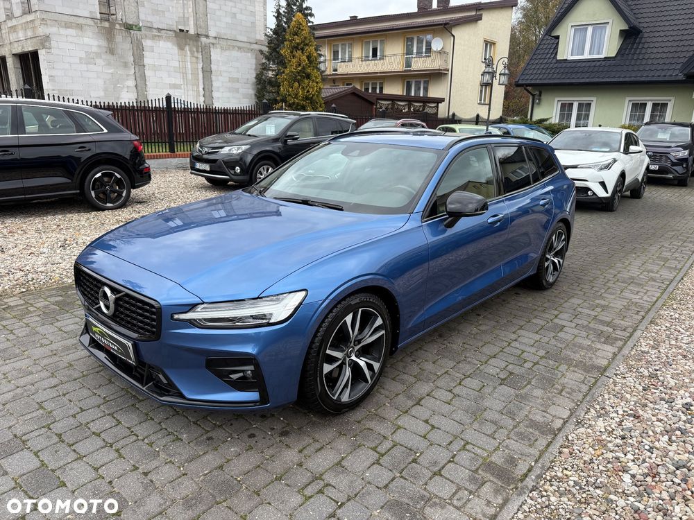 Volvo V60 B4 B R-Design - 21
