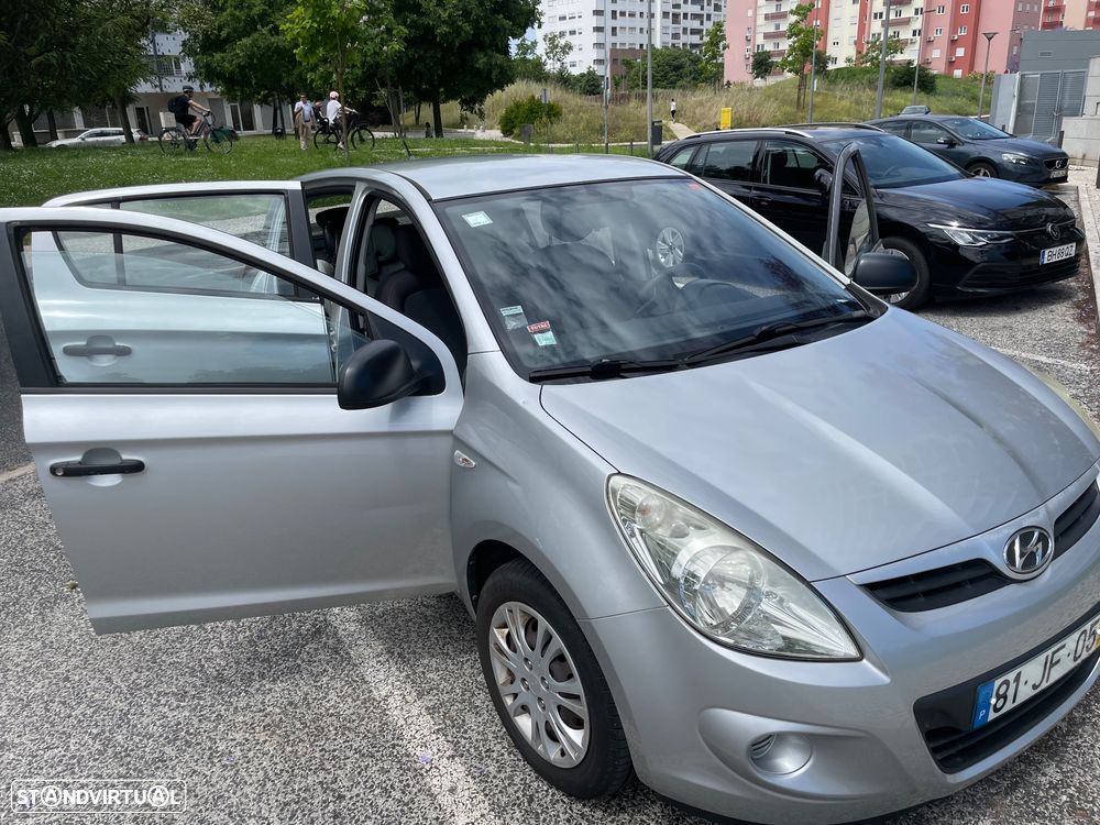 Hyundai i20 1.2 Classic ESP - 1