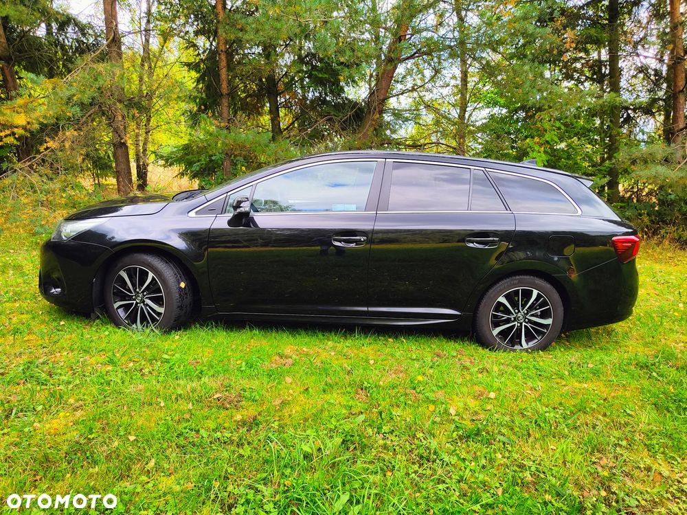 Toyota Avensis 1.8 Premium - 7
