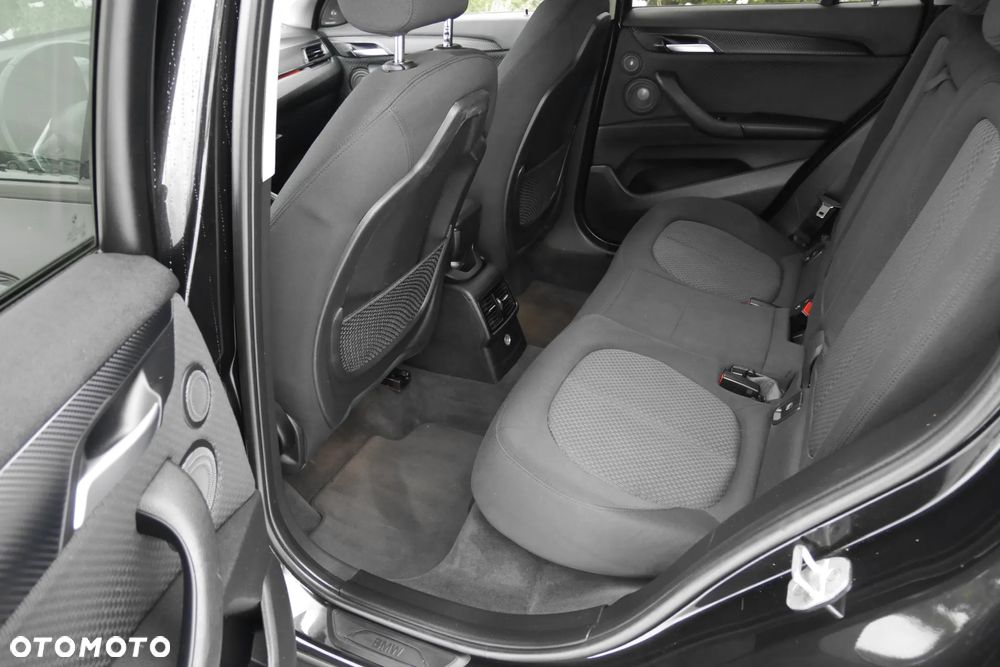 BMW X1 xDrive25d Advantage sport - 16