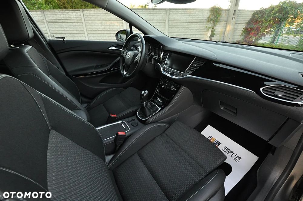 Opel Astra 1.4 Turbo Dynamic - 20