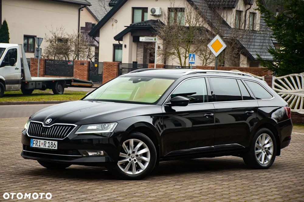 Skoda Superb 2.0 TDI 4x4 DSG Premium Edition - 33