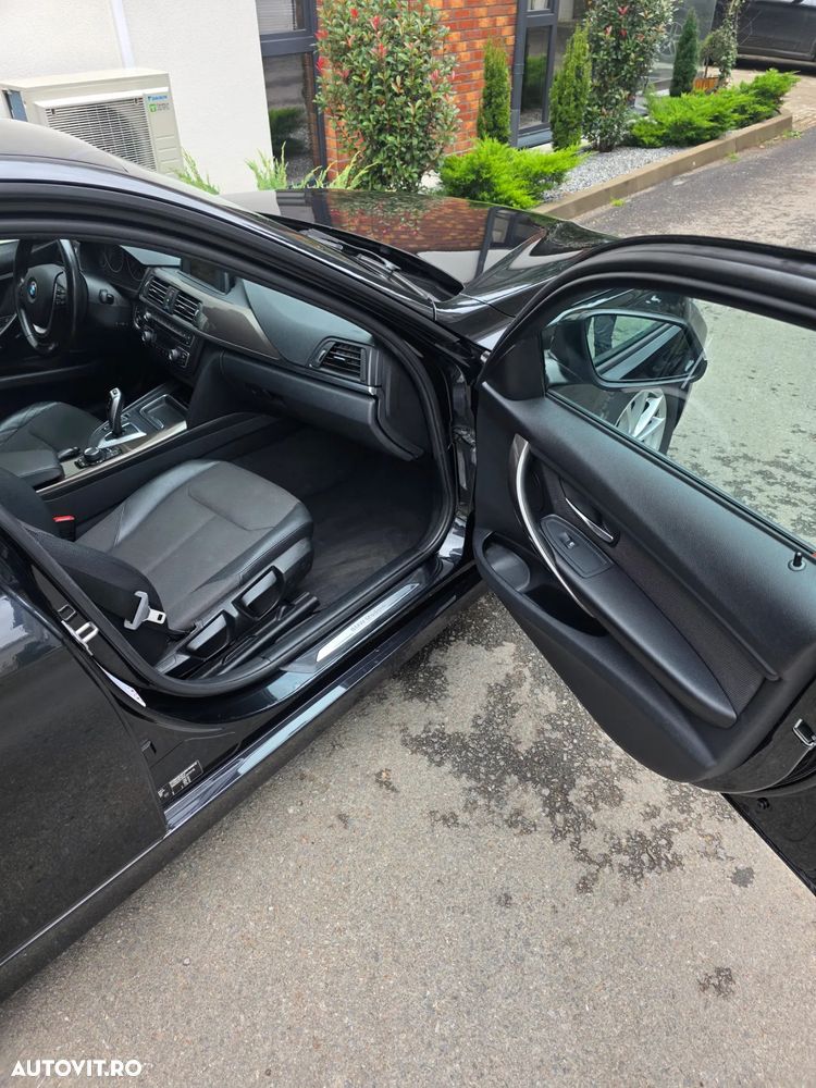 BMW Seria 3 320d Aut. Modern Line - 14